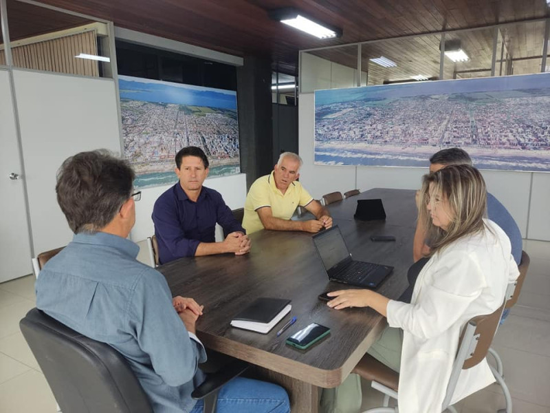 transicao-do-governo-no-municipio-e-tema-de-reuniao-entre-prefeito-amauri-e-prefeito-eleito-valdomiro