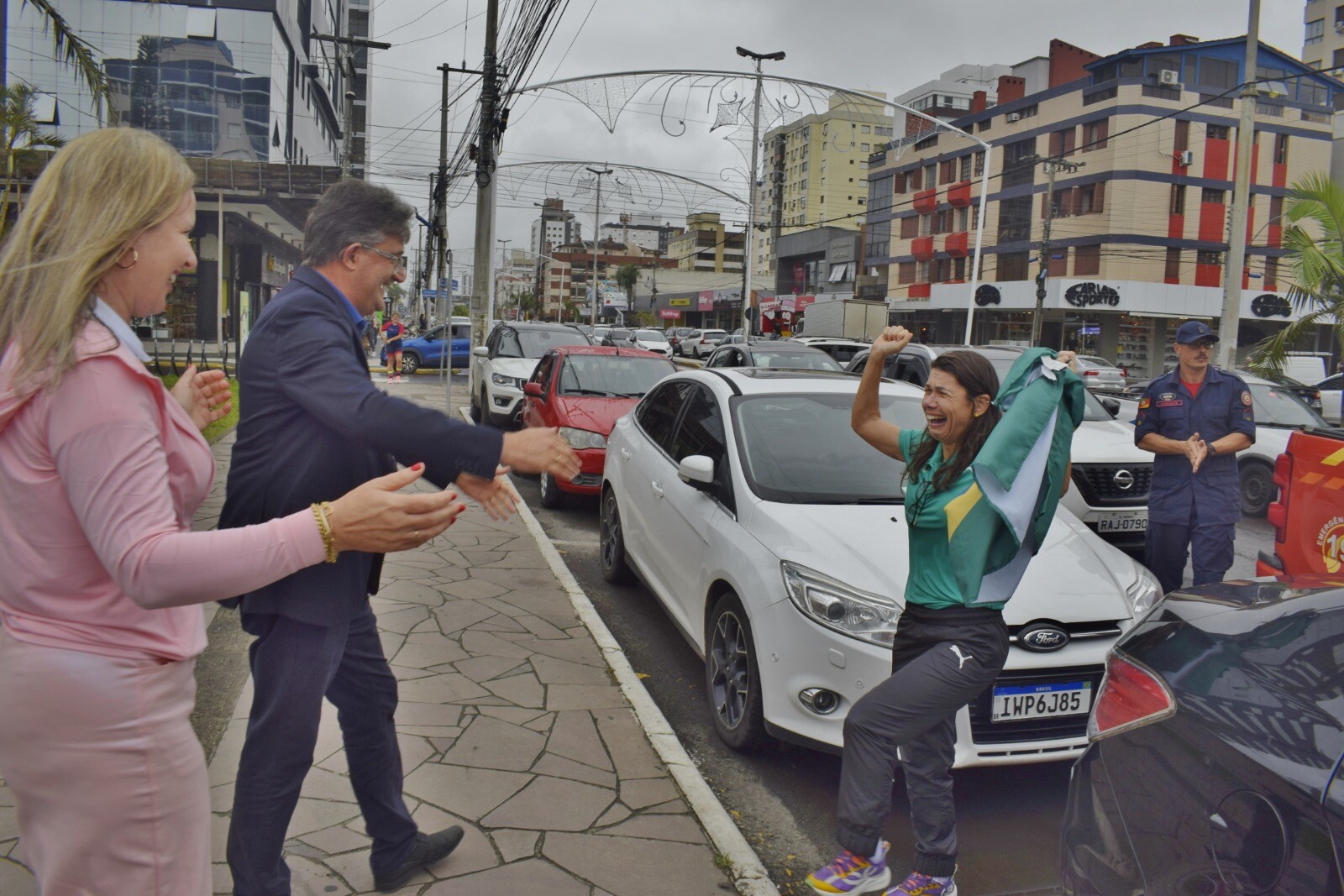 Capão da Canoa recebe atleta Viviane Souza III.jpg