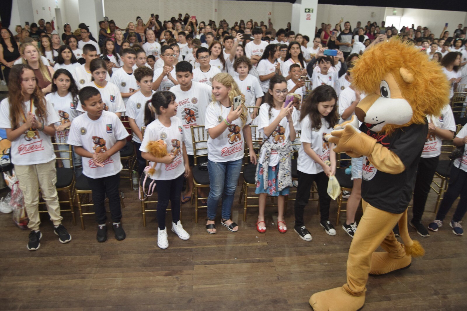 Fotos - Secretária de Educação participa PROERD III.jpeg