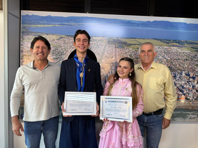 prefeitura-de-capao-da-canoa-homenageia-jovens-talentos-do-ctg-joao-sobrinho-apos-destaque-internacional-na-costa-rica