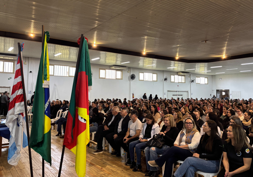 forum-municipal-de-educacao-debate-os-proximos-10-anos-da-educacao-de-capao-da-canoa