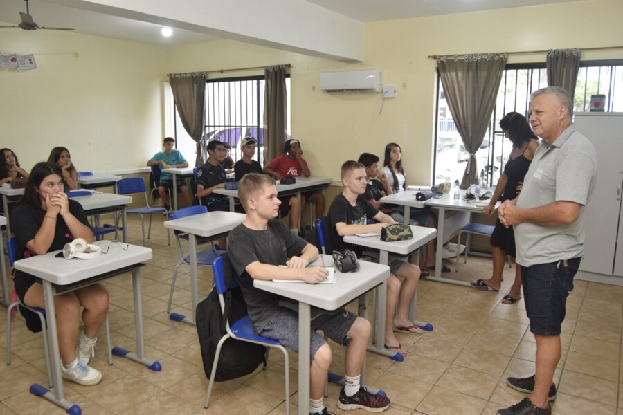 volta-as-aulas-na-rede-municipal-de-ensino-de-capao-da-canoa-nesta-quarta-feira-21