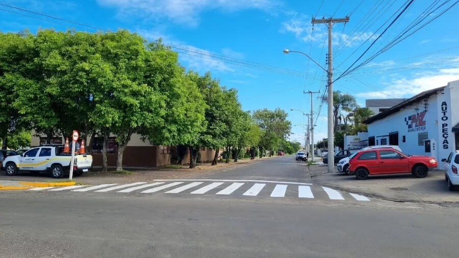 sinalizacoes-viarias-sao-executadas-no-perimetro-urbano