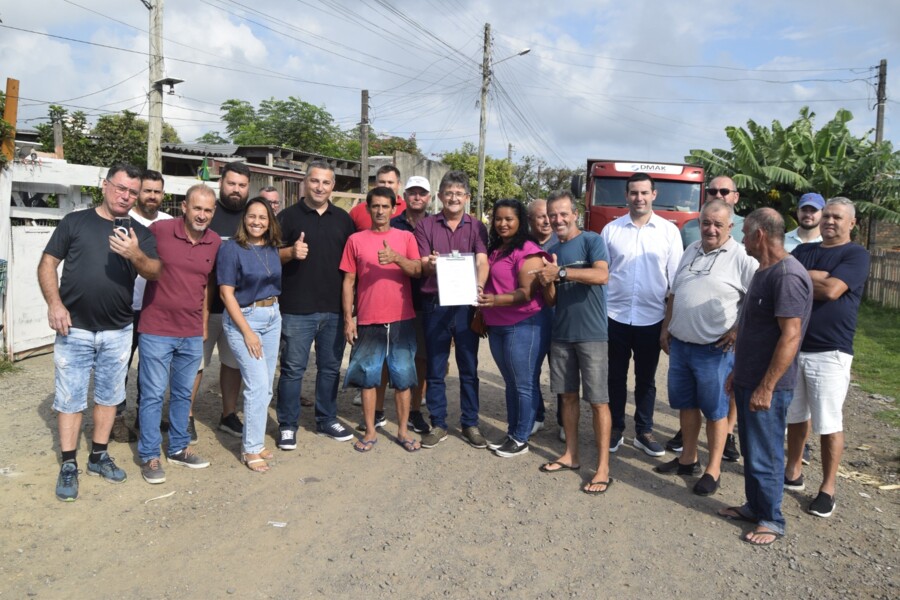 prefeitura-iniciou-os-trabalhos-de-pavimentacao-no-bairro-arco-iris