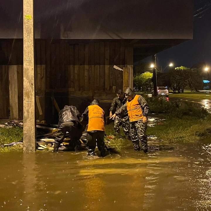 prefeitura-de-capao-da-canoa-mobiliza-equipes-para-combater-os-efeitos-das-fortes-chuvas