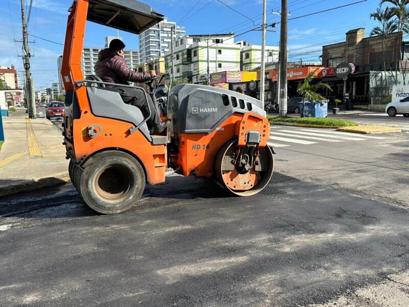 secretaria-de-obras-e-saneamento-recupera-avenidas-e-ruas